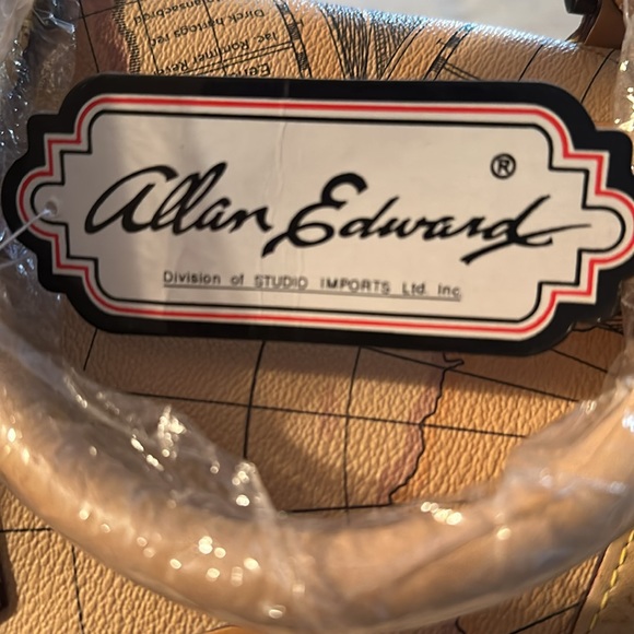 Allan Edward world map satchel new some marks see photos I pointed out. NWT - Picture 4 of 14